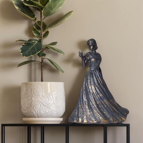 Sculptures Home Decor Bookshelf Decorative Objects Resin Girl Statue Holding Bird Modern Office Shelf Decor Room Decor Gifts for Women in Saudi Arabia