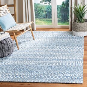 SAFAVIEH Micro-Loop Collection Area Rug - 5' x 8', Blue & Ivory, Handmade Moroccan Boho Tribal Wool, Ideal for High Traffic Areas in Living Room, Bedroom (MLP502M)