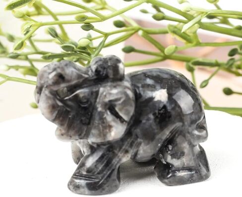 Green Elephant Ornament, Elephant Statue, Jade Stone Handcraft Natural Green Jade Stone Elephant Statue Decor Toys in Hand Home Décor Accents Sculptures in Saudi Arabia