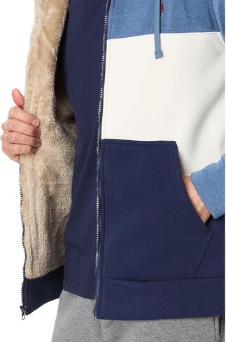 يو اس بولو اسن. سترة بغطاء رأس من قماش الشيربا بسحاب كامل للرجال من USPA in Kuwait