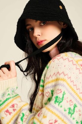 Tassel Knit Bonnet Hat Souris in Kuwait
