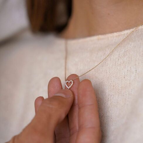 VRIUA Diamond Necklaces for Women, Dainty Gold/Silver Necklace 14K Gold/White Gold Plated Layered Necklace Simple Diamond Gold Necklace for Women Trendy Jewelry in Kuwait