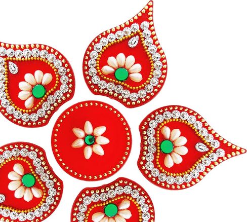 ديكورات أرضية Diwali Rangoli مصنوعة يدويًا من الأكريليك الأحمر Dipak لتزيين الطاولة وأحجار مرصعة بالترتر والديكور التقليدي لباب المنزل | ملصقات الحائط الأرضية RJV-002 in Saudi Arabia
