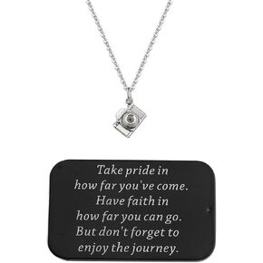 FUSTMW Camera Necklace Photographer Gift Camera Charm Pendant Necklace Inspirational Photography Gifts