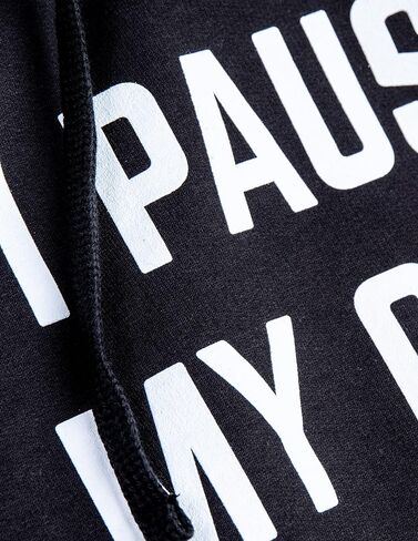 Ann Arbor T-shirt Co. سويت شيرت بقلنسوة مطبوع عليه رسومات - قمصان رياضية بقلنسوة ومبتكرة مضحكة للرجال والنساء in Kuwait