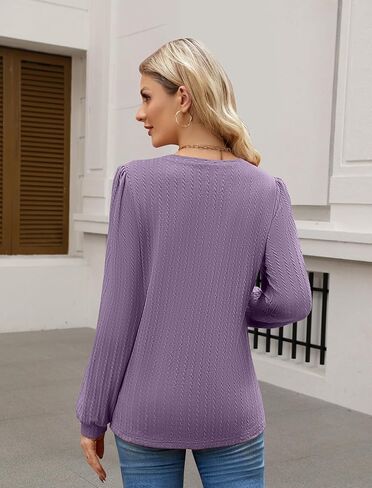JUSTFASHIONNOW سترة نسائية خفيفة الوزن ورقبة دائرية وبلوزات كاجوال تونك وأزرار وفتحة جانبية وقمصان بأكمام طويلة in Kuwait