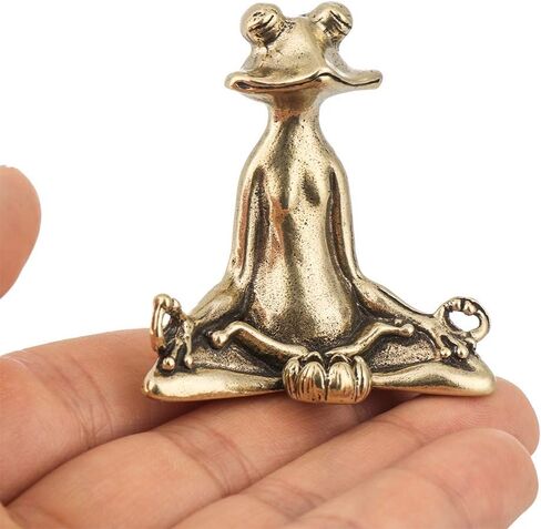 ديكور مبخرة ضفدع نحاسي من HomeSoGood، زينة لسطح المكتب على شكل حيوان قديم in Kuwait