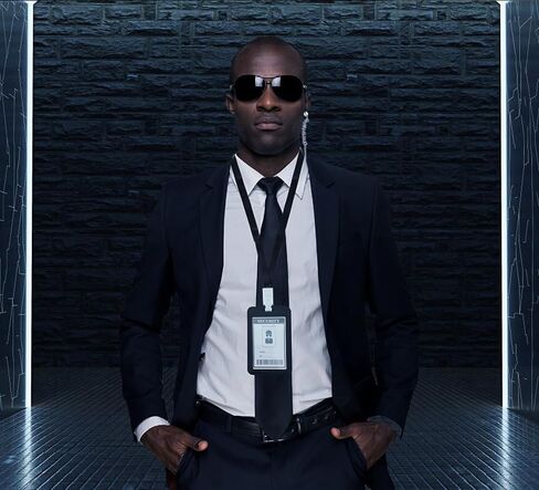 Agent Costume Set Secret Security Service Outfit Accessory Kit Includes Zipper Tie Black Sunglasses Earpiece and ID Card in Kuwait