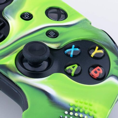 9CDeer قطعة واحدة من غطاء السيليكون الواقي المرصع + 8 أغطية تناظرية لمقابض الإبهام لجهاز تحكم Xbox One/S/X، أخضر مموه متوافق مع محول سماعة الرأس الاستريو الرسمي in Saudi Arabia