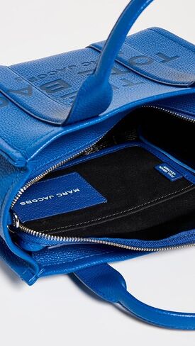 حقيبة مارك جاكوبس النسائية الصغيرة in Kuwait