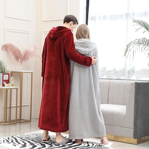 رداء Soojun النسائي الناعم الدافئ ذو القلنسوة والسحاب الأمامي in Kuwait