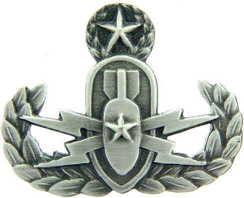 United States Army Sapper 1" Lapel Pin in Saudi Arabia