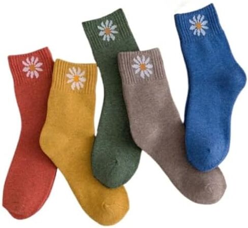 Women's Daisy-Printed Socks Soft, Vibrant, and Versatile for All Occasions in Saudi Arabia