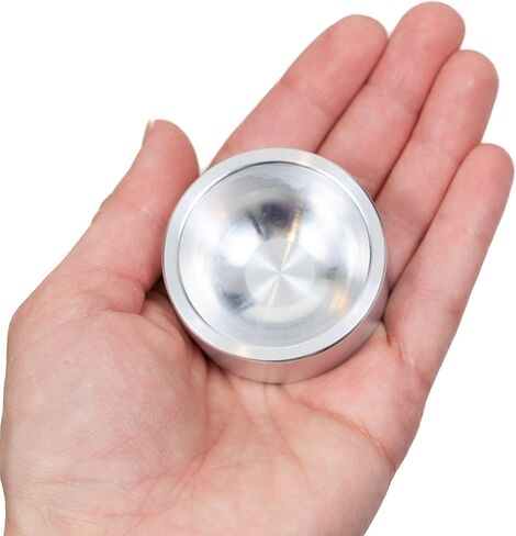 طبق حلقة معدنية | حامل حلقة بلمسة نهائية مرآة | 2 بوصة مستديرة .75 بوصة من الألومنيوم الصلب العميق | صينية مجوهرات معدنية مدمجة لجانب السرير، وخزانة الملابس، والحوض | مثالية للأقراط والذكرى السنوية والخطوبة وخواتم الزفاف in Kuwait