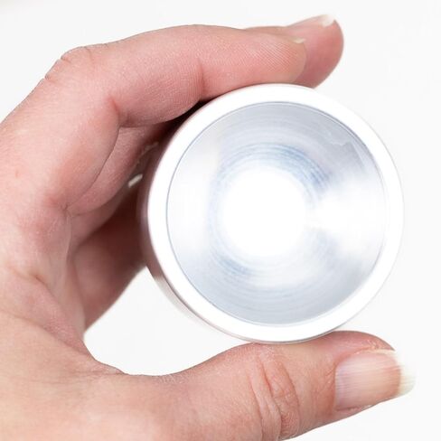 طبق حلقة معدنية | حامل حلقة بلمسة نهائية مرآة | 2 بوصة مستديرة .75 بوصة من الألومنيوم الصلب العميق | صينية مجوهرات معدنية مدمجة لجانب السرير، وخزانة الملابس، والحوض | مثالية للأقراط والذكرى السنوية والخطوبة وخواتم الزفاف in Kuwait