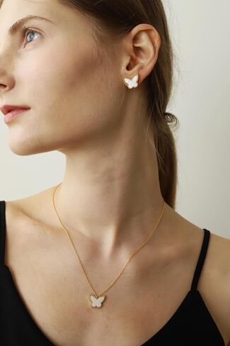 Clover Necklace for Women, Four Leaf Clover Necklace 14K Gold Plated Lucky Clover Layering Necklace, Clover Heart Butterfly Pendant Necklaces Birthday Christmas Valentine's Day Gifts in Kuwait