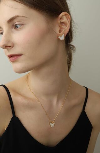 Clover Necklace for Women, Four Leaf Clover Necklace 14K Gold Plated Lucky Clover Layering Necklace, Clover Heart Butterfly Pendant Necklaces Birthday Christmas Valentine's Day Gifts in Kuwait