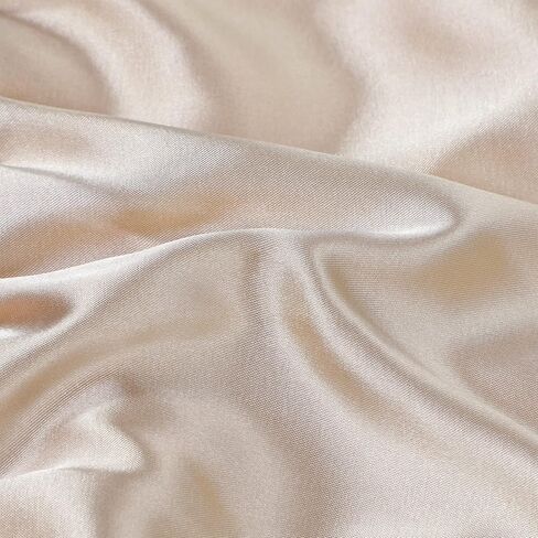 قبعة شتوية مبطنة بالساتان من دوريو للنساء قبعات شتوية مبطنة بالحرير للنساء قبعة جمجمة من الأكريليك الناعم الدافئ قبعة صغيرة خضراء مقاس واحد in Kuwait