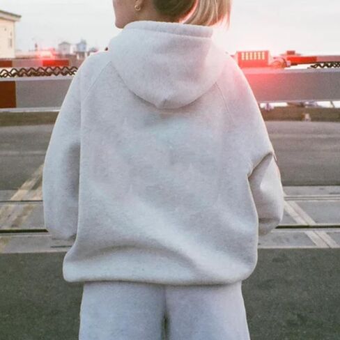 Sastianaen Cute Graphic Hoodies for Teen Girls Y2k Oversized Print Hoodie Vintage Preppy Pullover Sweatshirt in Saudi Arabia