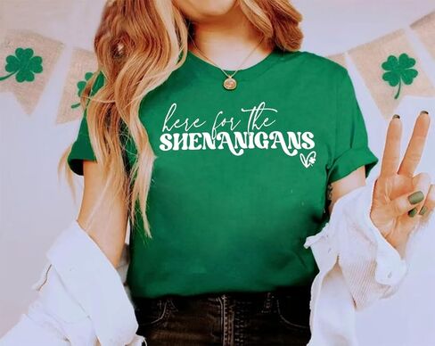 St. Patrick's Day Shirt Women Lucky Shamrock Tee St Pattys Day Irish Tshirt Clover Graphic Short Sleeve Top in Saudi Arabia