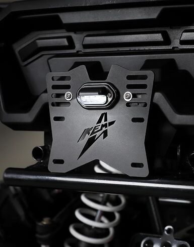 حامل لوحة ترخيص KEMIMOTO UTV، لا حاجة إلى حفر مع حامل لوحة ترخيص مضاء بمشبك متوافق مع Polaris RZR Can-am X3 Ranger Defender Sportsman Cf Moto Zforce Uforce Golf Carts RV in Saudi Arabia