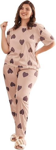 WDIRARA Women's Plus Size Pajama Set Heart Print Short Sleeve Top And Pants With Eye Cover in Saudi Arabia