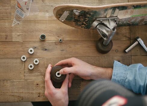 Ceramic Skateboard Bearings, Set of 8 Bearings for Skateboards, Longboards, Inline Skates, Rollerblades, Super Lube Ball Bearings, Skateboard Accessories (608RS ZrO2 at 8 x 22 x 7 mm) in Saudi Arabia