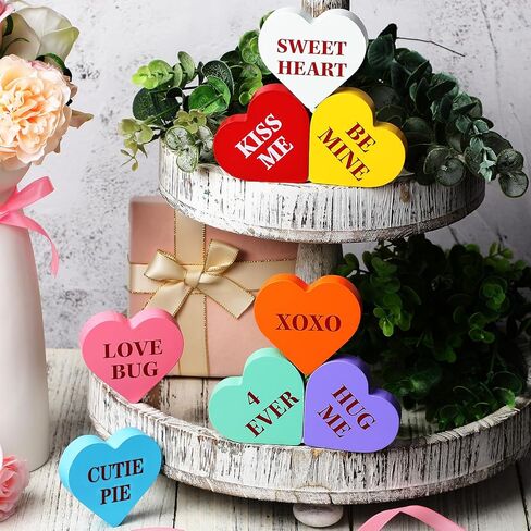 8 قطع عيد الحب على شكل قلب خشبي، لافتة رومانسية لعيد الحب، صينية متدرجة ديكور Be Mine، زينة قلوب خشبية قائمة بذاتها، علامات خشبية على شكل قلب مع كلمات محببة لتزيين حفلات الزفاف المنزلية in Kuwait