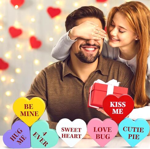 8 قطع عيد الحب على شكل قلب خشبي، لافتة رومانسية لعيد الحب، صينية متدرجة ديكور Be Mine، زينة قلوب خشبية قائمة بذاتها، علامات خشبية على شكل قلب مع كلمات محببة لتزيين حفلات الزفاف المنزلية in Kuwait