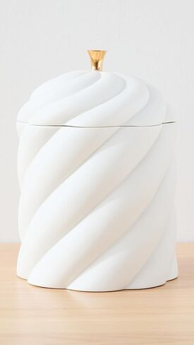 صندوق جنيف للنساء من جوناثان أدلر in Kuwait