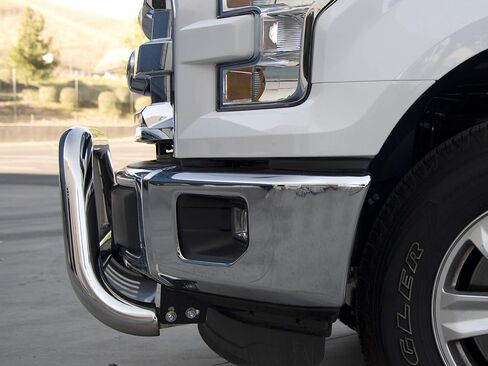 ARMORDILLO 7142527 Classic Bull Bar Bumper Guard - كروم يناسب 2010-2018 دودج رام 2500/3500 in Kuwait