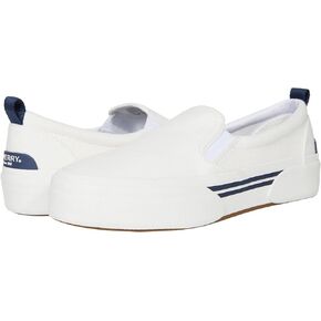 حذاء رياضي نسائي من Sperry Pier Wave سهل الارتداء in Kuwait