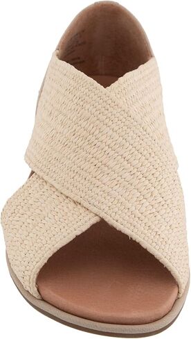 صندل Laniey مسطح للنساء من Gentle Souls من Kenneth Cole in Kuwait