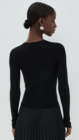 Women's Ooo Sweater in Saudi Arabia