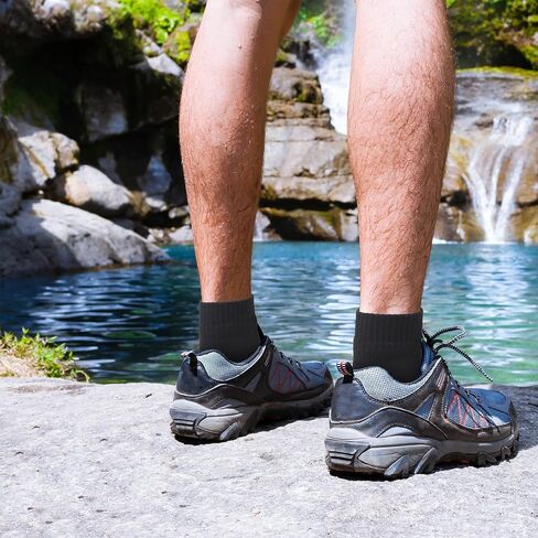 Geyoga 2 Pairs Waterproof Socks Unisex Waterproof Breathable Socks Ankle Socks Skiing Hiking Wading Fishing Outdoor Socks for Men Women, Large in Saudi Arabia