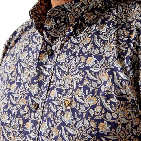 ARIAT Men's Casual Series Creighton Button Down Shirt in Saudi Arabia