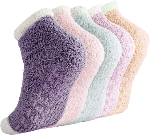 5 أزواج من الجوارب الغامضة، شبشب ناعم ومريح، جوارب شتوية دافئة من القطيفة، جوارب عيد الميلاد، هدايا للنساء in Kuwait