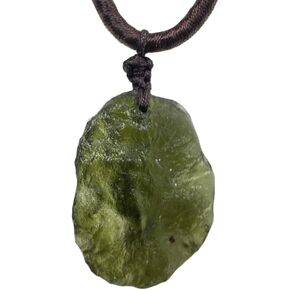 Moldavite Crystal Necklace,Raw Czech Meteorite Tektite Stone Healing Crystal Necklace,Green,Irregular Shape