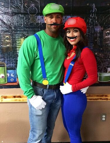 Cosrea Plumber Hat for Adult Cap Mustaches Gloves Buttons Accessory Kit Costume Halloween Cosplay Set in Saudi Arabia