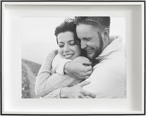 مجموعة إطارات حديثة من كيت ولوريل جيبسون، مجموعة مكونة من 10 قطع، خشب أبيض وطبيعي، مجموعة إطار جداري لمعرض الصور المزخرف بأحجام متعددة in Kuwait