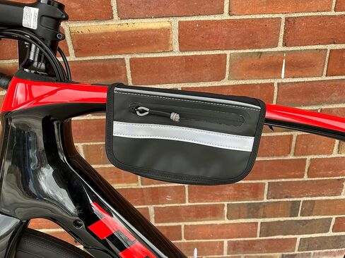 BiKase Clutch - حقيبة يد أنيقة للدراجة يمكن تركيبها على دراجتك أو يمكنك ارتداؤها. حقيبة كروس تتحول إلى حقيبة دراجة في لمح البصر in Kuwait