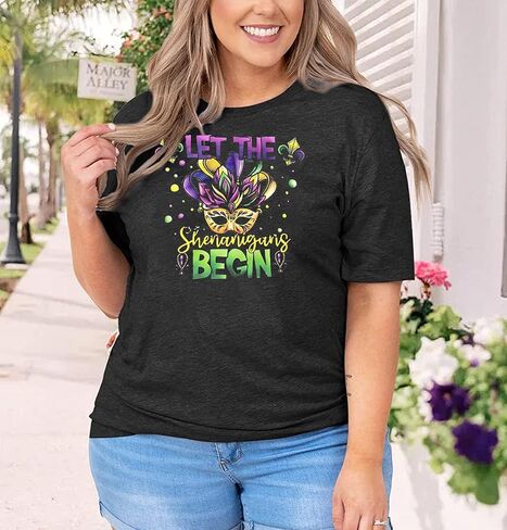 قميص نسائي مقاس كبير من Mardi Gras إنه Mardi Gras Y'all بلايز نيو أورليانز كرنفال الزي الدهون الثلاثاء كم قصير تي شيرت in Kuwait