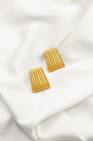 Ribbed Pattern Gold Tone Stud Earrings Large Gold Statement Chunky Stud Earrings for Women Trendy Vintage Large Gold Geometric Earrings Jewelry in Kuwait