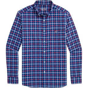قميص رجالي من Vineyard Vines مصنوع من النايلون أثناء التنقل in Kuwait