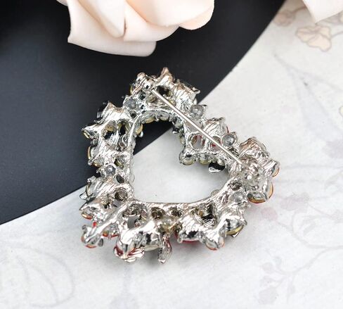 Gyn&Joy Emerald Red Colored Crystal Flower Heart Wreath Brooch Pin in Kuwait