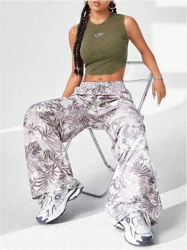 WDIRARA Women's Letter Print Asymmetrical Hem Cropped Tank Tops Ribbed Knit Textured Slim Fit Tank in Saudi Arabia