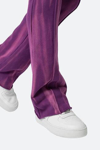 mnml Men's French Terry Flare Sweatpants in Saudi Arabia