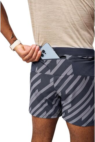 Brooks Men's Journey 5" Shorts in Saudi Arabia