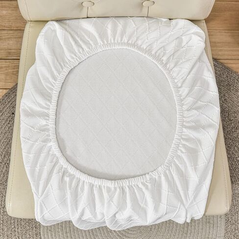 SoulFeel Set of 4 Lattice Chair Covers, Removable and Washable Stretch Spandex Jacquard Parsons Dining Room Chair Seat Protector Slipcovers for Kitchen (Solid White) in Kuwait