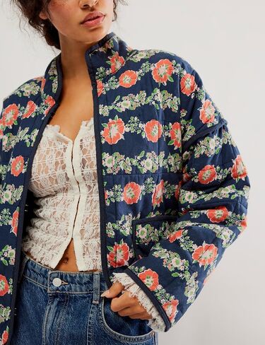 Women's Winter Quilted Lightweight Jackets Cropped Floral Print Oversized Padded Puffer Coat in Saudi Arabia